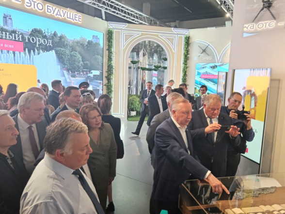 Губернатор Санкт-Петербурга отметил заслуги ректора Педиатрического университета 5