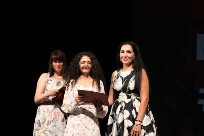 В Педиатрическом университете вручили дипломы выпускникам 98