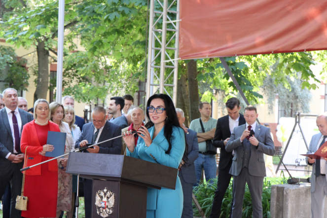 В Педиатрическом университете состоялась торжественная церемония посвящения в студенты 20