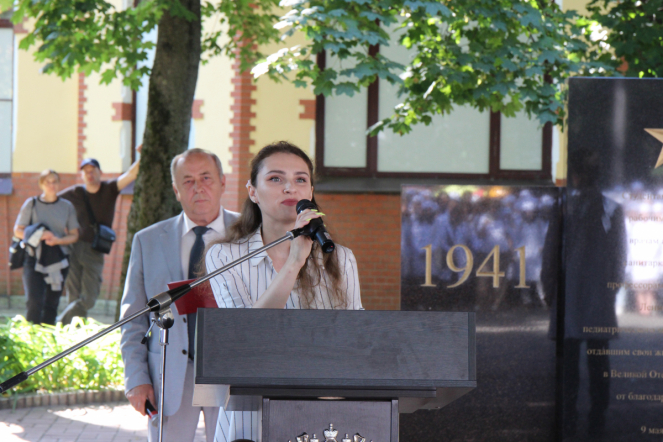 В Педиатрическом университете состоялась торжественная церемония посвящения в студенты 52