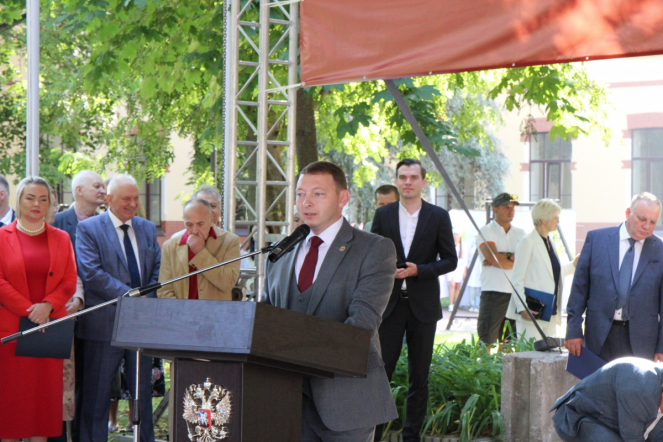 Министр здравоохранения Новгородской области принял участие в Дне первокурсника Педиатрического университета