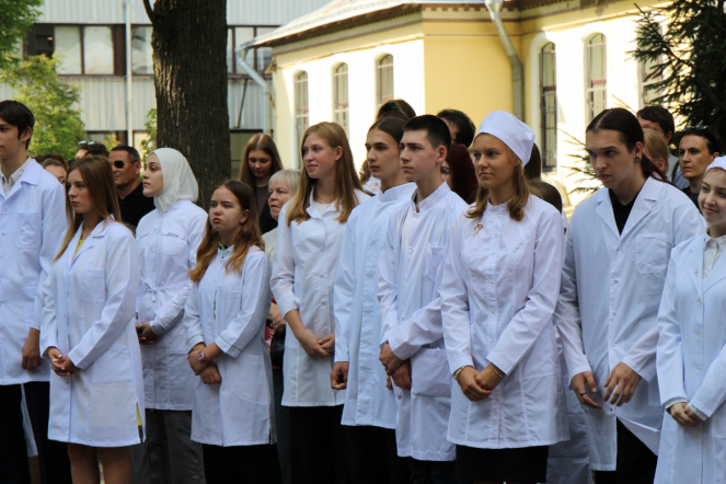 Медицинское училище Педиатрического университета возобновило работу 11