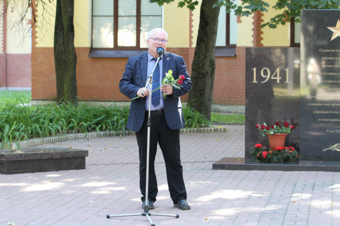 Педиатрический университет почтил память защитников Ленинграда 3