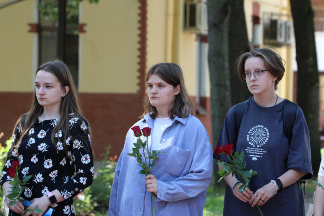 Педиатрический университет почтил память защитников Ленинграда 6