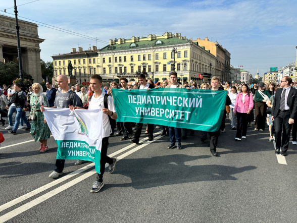 Более 100 студентов и ординаторов Педиатрического университета приняли участие в Крестном ходе в честь Святого благоверного князя Александра Невского 6