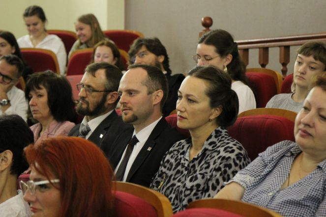 Вопросы демографии обсудили в Педиатрическом университете в рамках Третьего Женского форума 22