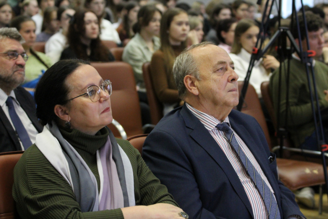 В Педиатрическом университете  состоялась встреча с писателями в рамках проекта «Книжный маяк Петербурга» 3