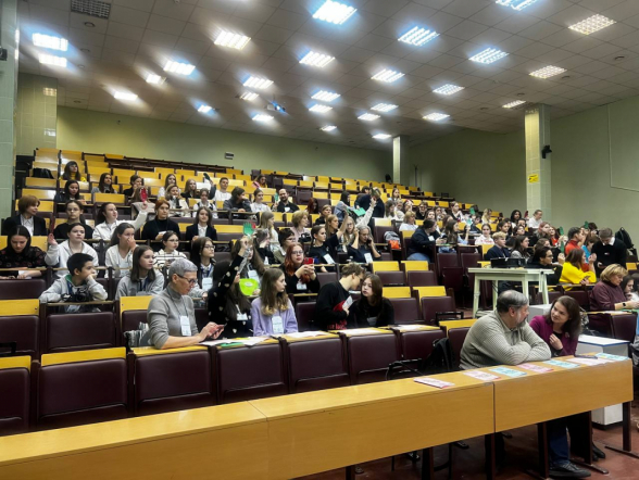 Педиатрический университет принял журналистский марафон