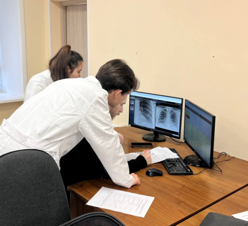 Команда ординаторов  Педиатрического университета приступила к работе в референс-центре Архангельской области 4