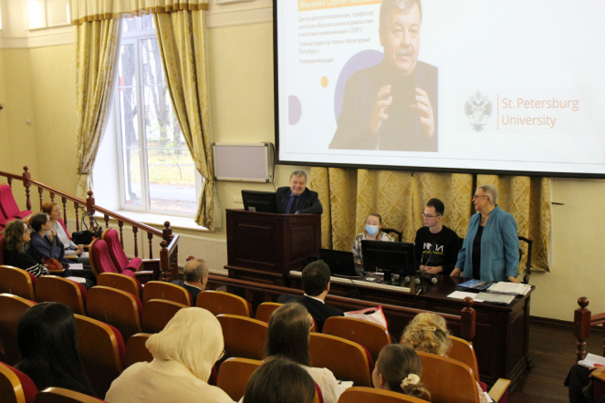 В Педиатрическом университете началась работа кинофорума