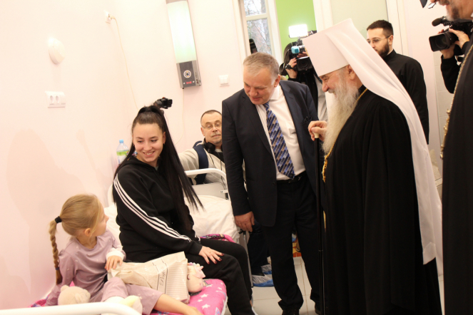 Митрополит Санкт-Петербургский и Ладожский Варсонофий посетил Педиатрический университет