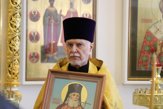 Митрополит Санкт-Петербургский и Ладожский Варсонофий посетил Педиатрический университет 17