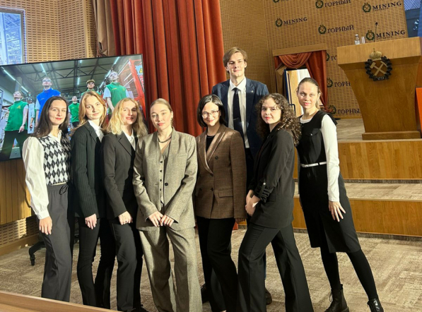 Студенты - красноярцы Педиатрического университета встретились с губернатором региона