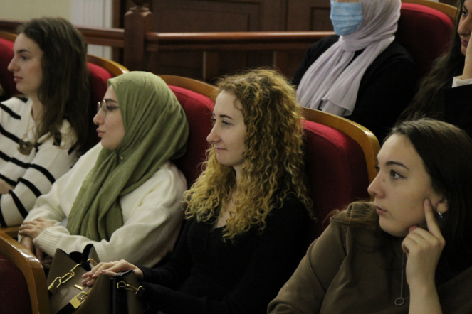 В рамках работы Межвузовского общества ординаторов в Педиатрическом университете состоялась лекция профессора Имянитова 5