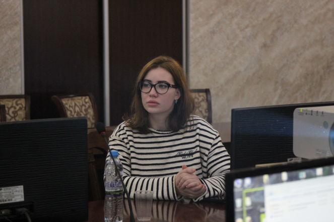 в Педиатрическом университете состоялась встреча с поэтом, автором книги «Сыновья уходят в вечность…» Романом Третьяковым и автором книг о боевых действиях в Чечне Раяном Фарукшиным. 5