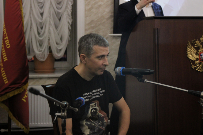 в Педиатрическом университете состоялась встреча с поэтом, автором книги «Сыновья уходят в вечность…» Романом Третьяковым и автором книг о боевых действиях в Чечне Раяном Фарукшиным. 7