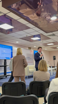 Педиатрический университет делится компетенциями на Российской неделе здравоохранения 5