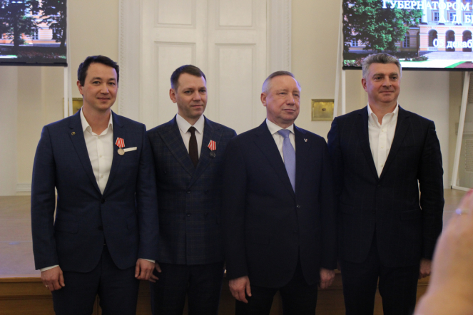 Губернатор Санкт-Петербурга вручил врачам Педиатрического университета государственные награды 15