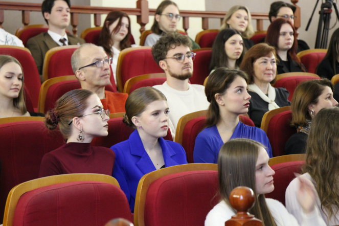 Первые выпускники юбилейного года: в Педиатрическом университете вручили дипломы клиническим психологам 3
