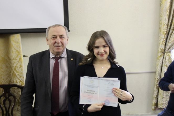 Первые выпускники юбилейного года: в Педиатрическом университете вручили дипломы клиническим психологам 21