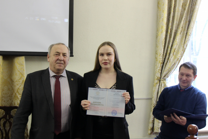 Первые выпускники юбилейного года: в Педиатрическом университете вручили дипломы клиническим психологам 41