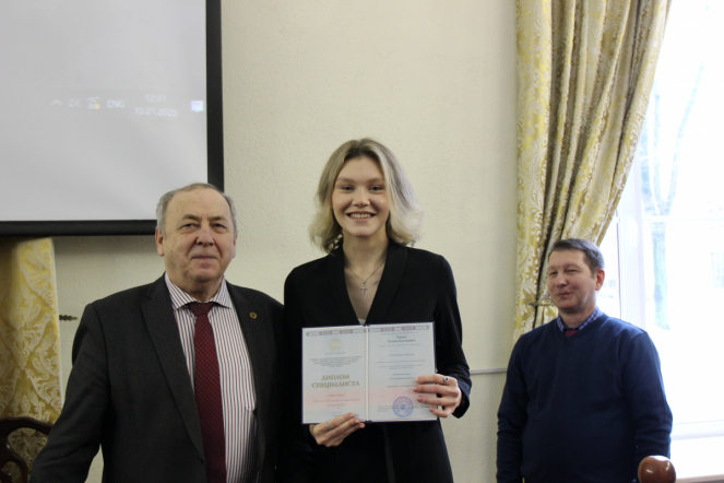 Первые выпускники юбилейного года: в Педиатрическом университете вручили дипломы клиническим психологам 47