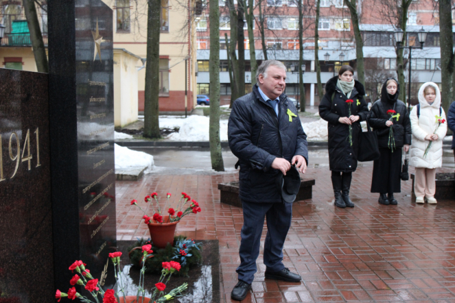 Педиатрический университет почтил память защитников Ленинграда 15