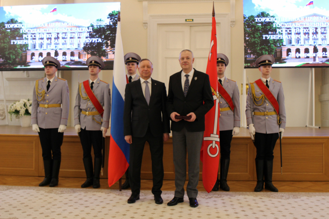 Губернатор Санкт-Петербурга вручил врачам Педиатрического университета государственные награды 5