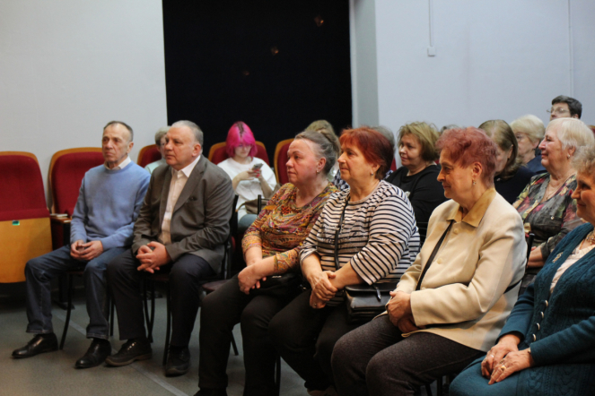 В Педиатрическом университете поздравили заслуженных сотрудниц 25