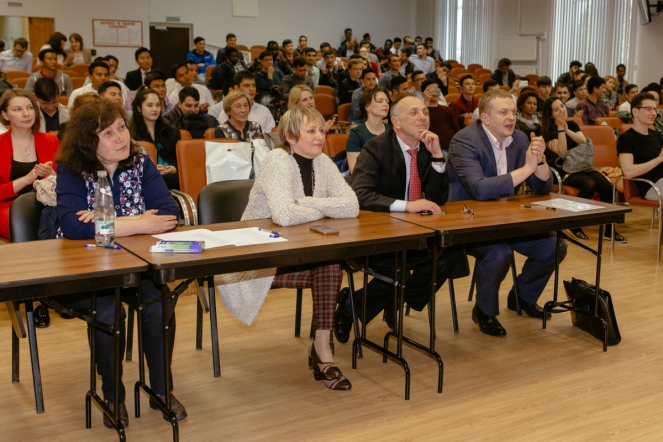 Студенты-иностранцы СПбГПМУ сделали «Подарок Петербургу» 25