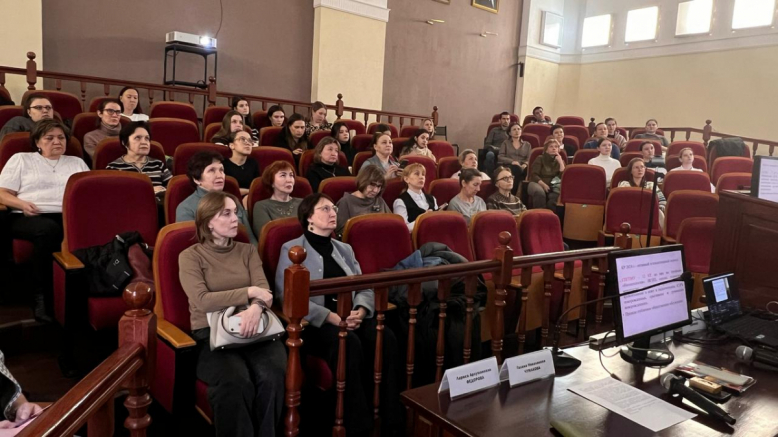 «Университет неонатолога» продолжает работу в Педиатрическом университете 1