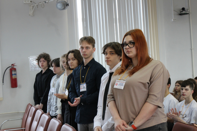 Моя будущая профессия — врач:  Педиатрический университет принимает форум старшеклассников 24