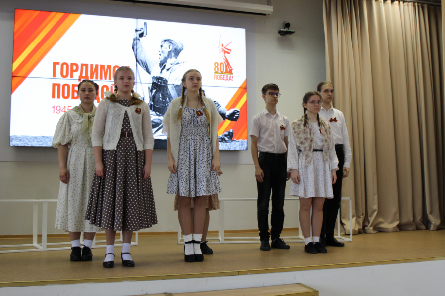 Студенты медицинского училища Педиатрического университета провели концерт к 80-летию Победы в Великой Отечественной войне 2