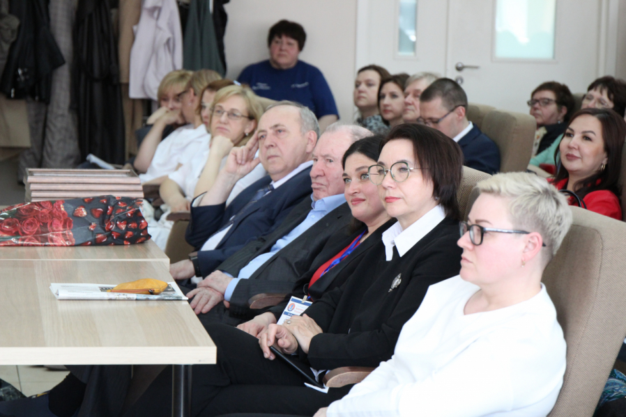 В Педиатрическом университете проходит  крупнейший конгресс по охране здоровья ребёнка 12