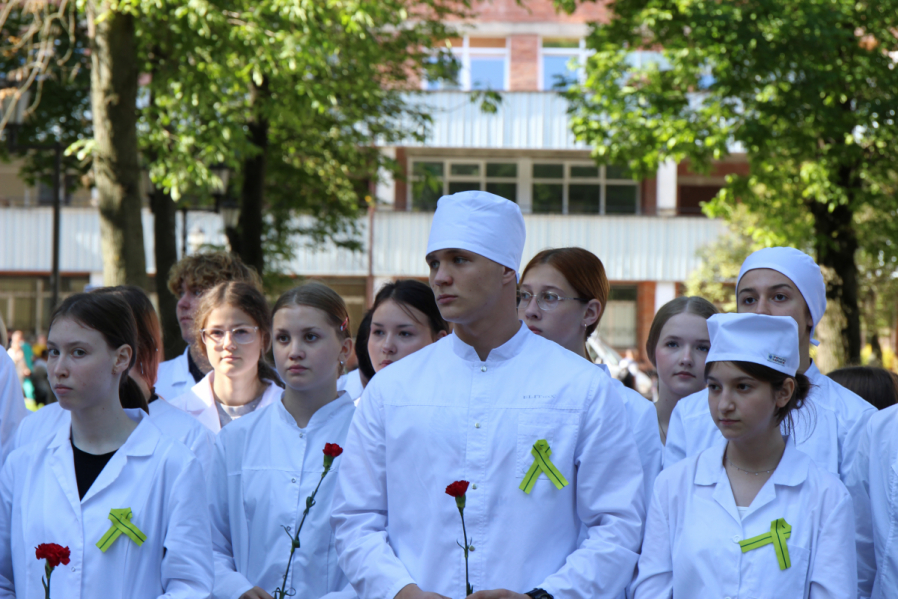 Сотрудники Педиатрического университета почтили память жертв блокады Ленинграда 6