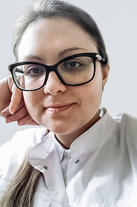 <span style="color: rgb(5, 150, 156);"><strong>Комиссарова Марина Юрьевна</strong></span>