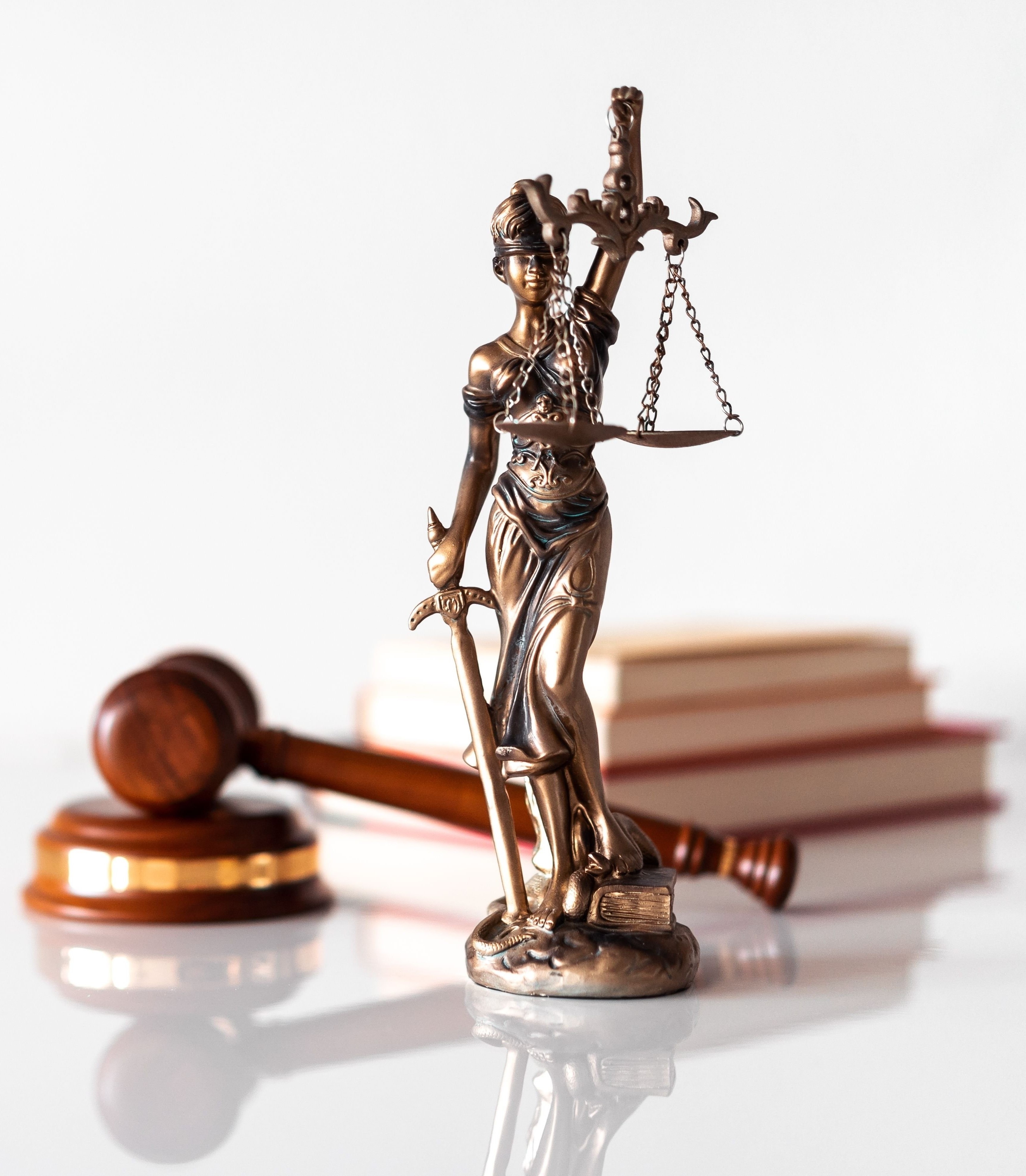 <span style="color: rgb(5, 150, 156);">Юриспруденция (медицинское право)</span>